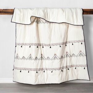 Embroidered Tassel Cotton Comforter Set Full/Queen